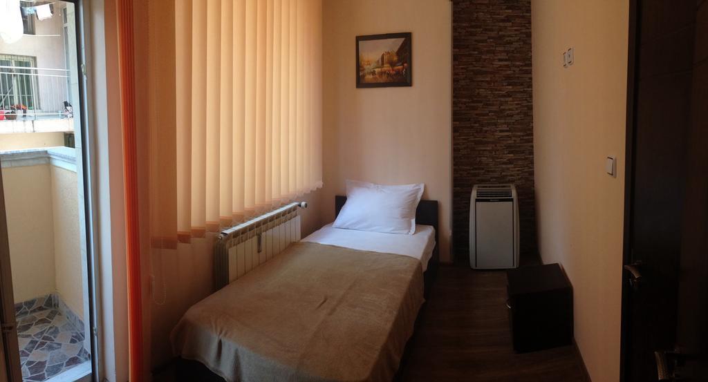 Bon Bon Hotel Sofia Zimmer foto